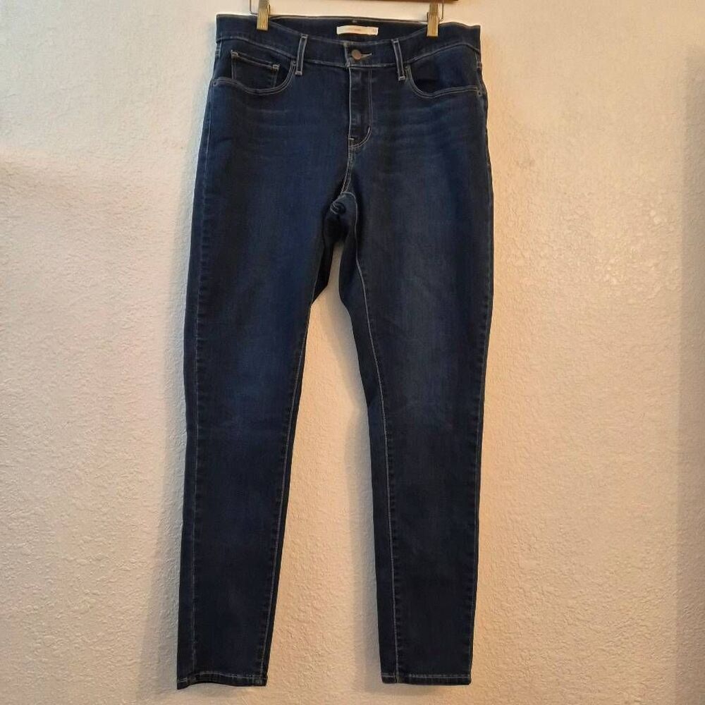 Levi's Curvy Skinny Dark Denim Jeans: 32: Sexy Flattering Fit,  Comfy Effortless